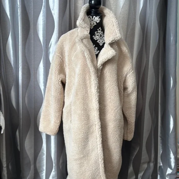 Cozy Cream Teddy Coat - Picture 1 of 3